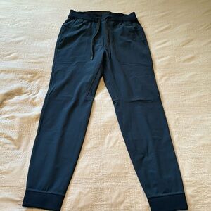 Men’s Lululemon Jogger, size M